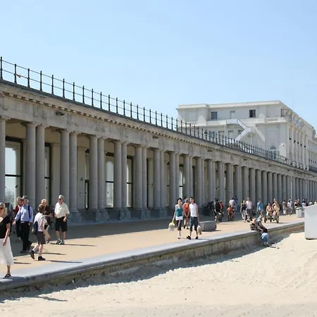 Apartment In Ostend With Terrace 公寓 奥斯滕德